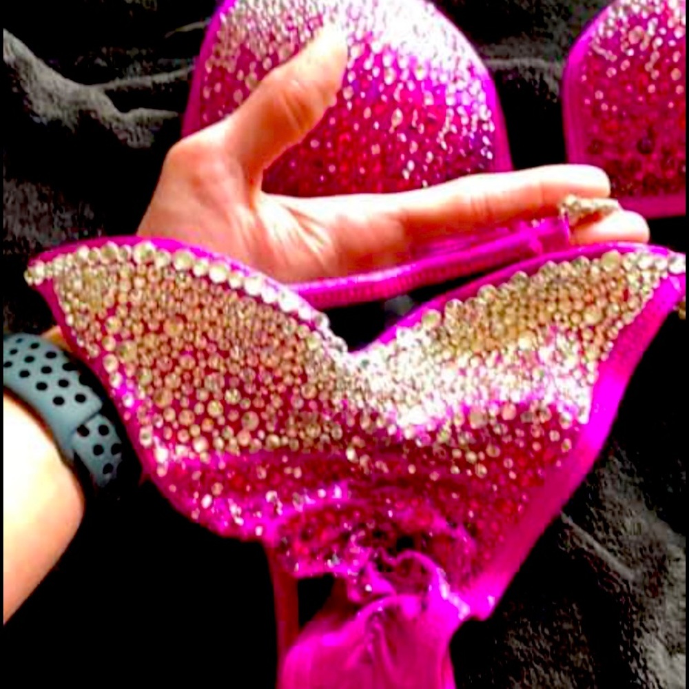 Muscle Dazzle Ombré Pink bikini competition suit